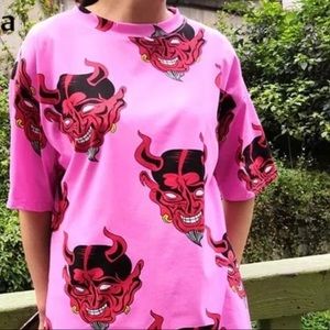 OVERSIZED DEVIL TEE